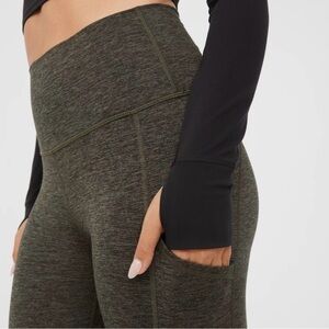 Aerie The Hugger Pocket Leggings - Short